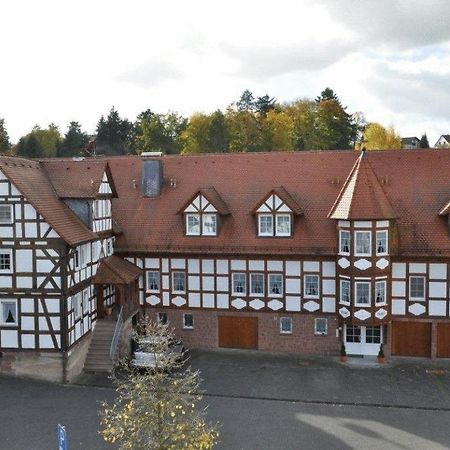 Hotel Zum Stern Rauischholzhausen Bagian luar foto